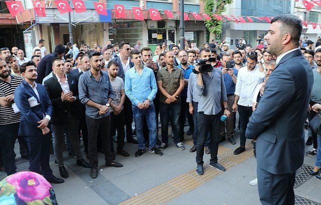 Karakaş Gövde Gösterisi Yaparak Milletvekili Aday Adaylığı Başvurusunu Gerçekleştirdi