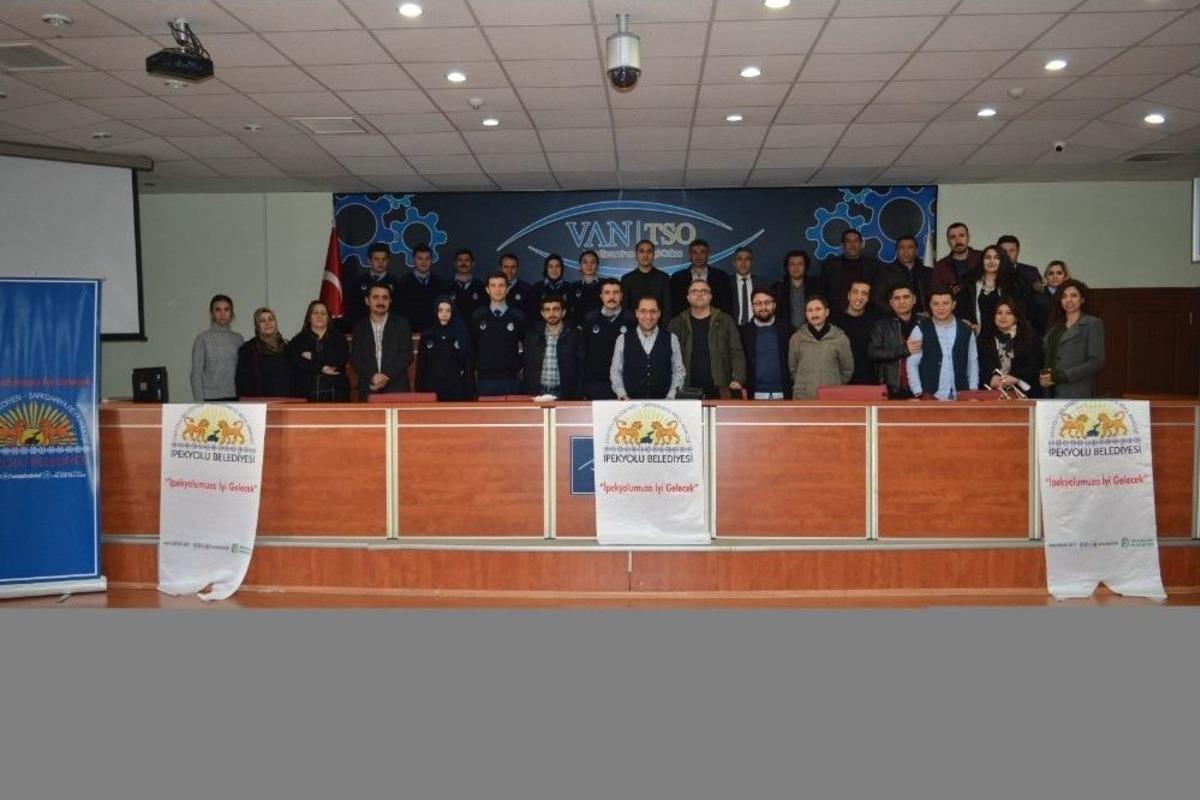 İpekyolu Belediyesi&rsquo;nde Hizmet İ&ccedil;i Eğitimler Devam Ediyor