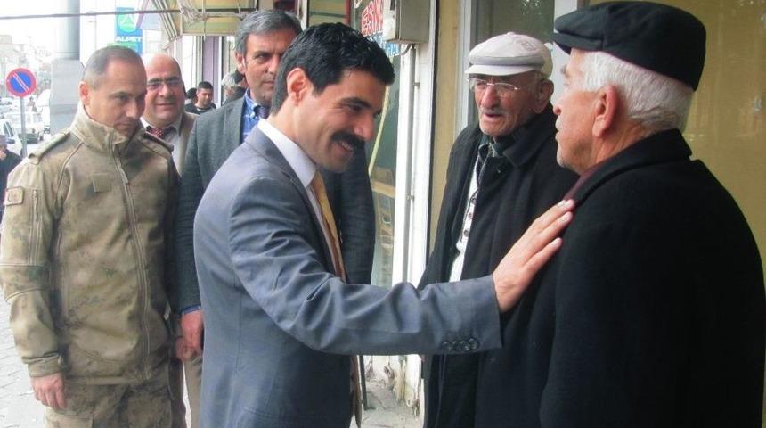 Araban Kaymakamı Bağlı Esnafa Zeytin Dalı Harekatı&rsquo;nı Anlattı