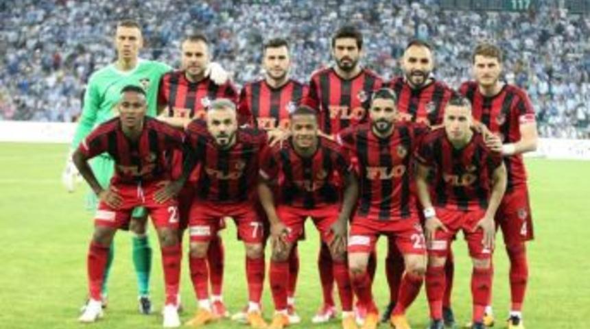 Gazişehir&rsquo;de Altı Futbolcuyla Daha Yollar Ayrıldı