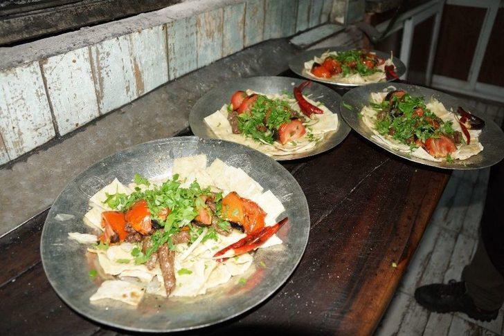 140 Yıllık Lezzet Tarihi Mekanda Yaşıyor G3