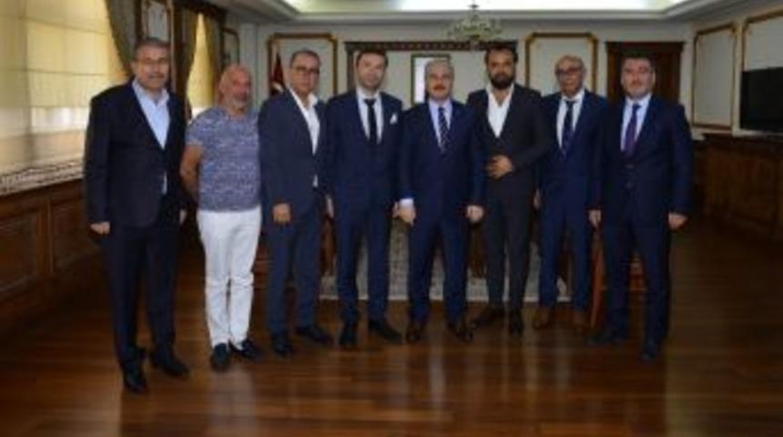 Gurbet&ccedil;i İş Adamları Vali Akın&rsquo;ı Ziyaret Etti