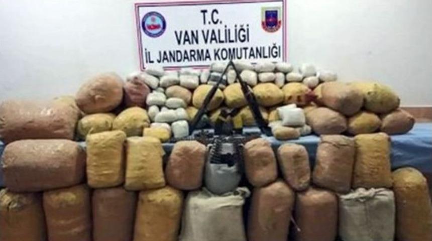 Van&rsquo;da Jandarmadan Narko-ter&ouml;r Operasyonu