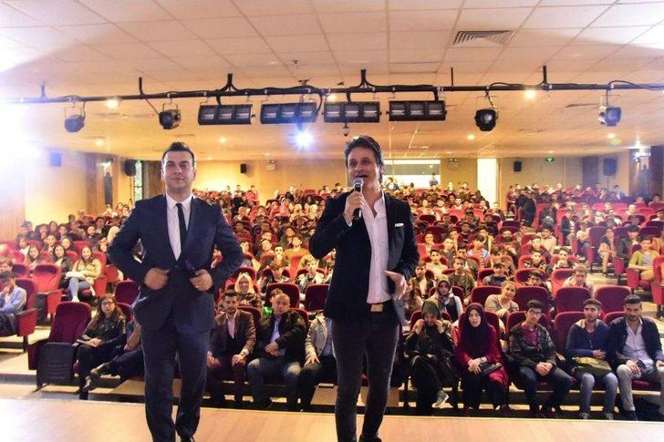 İpekyolu’nda ‘bi Dolu Medya’ Gösterisi G4