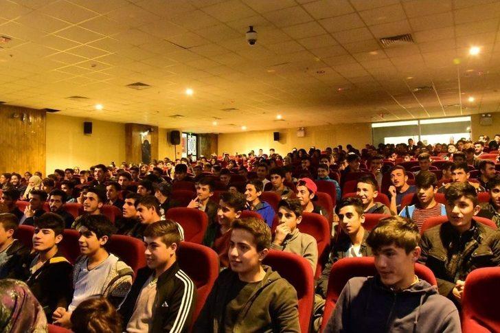 İpekyolu’nda ‘bi Dolu Medya’ Gösterisi G5