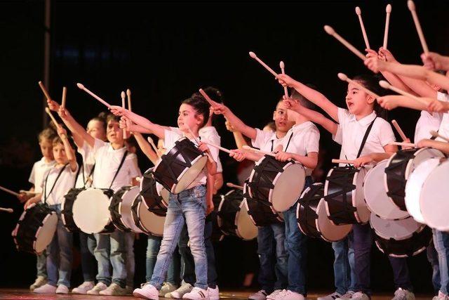 Yenimahalle’de Anaokulu Öğrencileri Yıl Sonu Gösterisi Ve 23 Nisan Programı Düzenledi