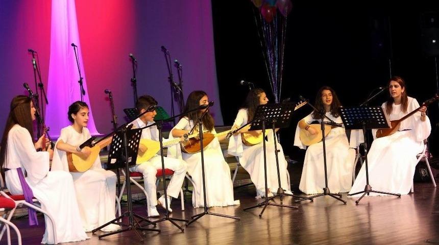 Kent Konservatuarı &Ccedil;ocuk Korosu&rsquo;ndan Yıl Sonu Etkinliği