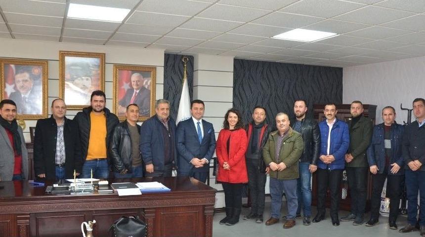 Esnaf Sanatk&acirc;rlar Odası Başkan Adayı L&uuml;tfi Tokmak Başkan Bakıcı&rsquo;yı Ziyaret Etti