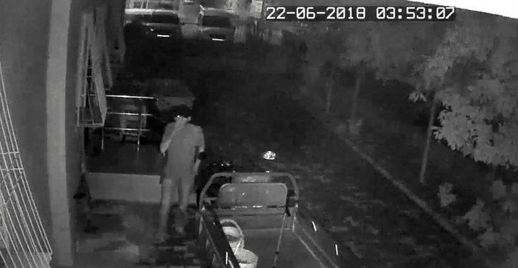 Engelli Vatandaşın “elim, Ayağım, Her Şeyimdi” Dediği Akülü Motoru Çalındı G4