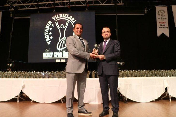 Troya’nın Yıldızları Hedef Spor Ödülleri Sahiplerini Buldu G4