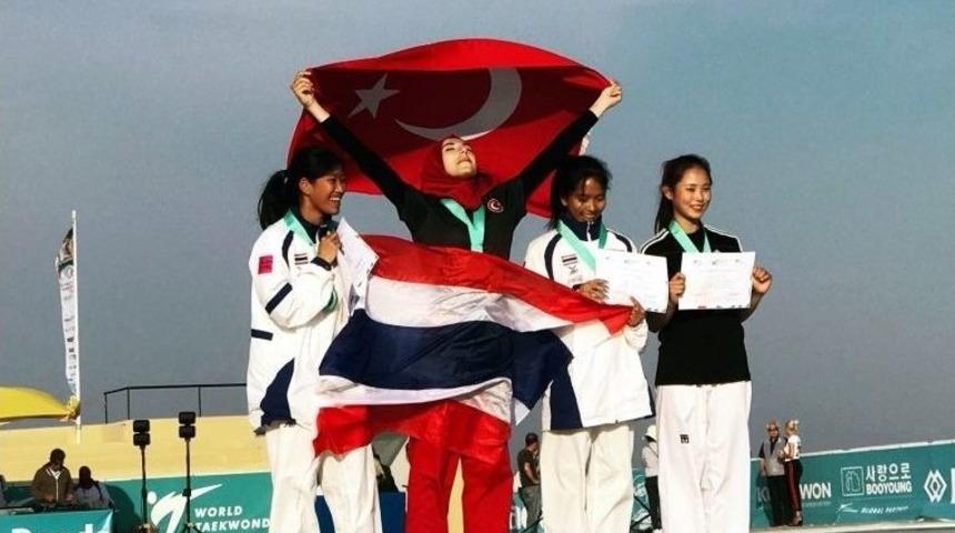 K&uuml;bra Dağlı D&uuml;nya Şampiyonu