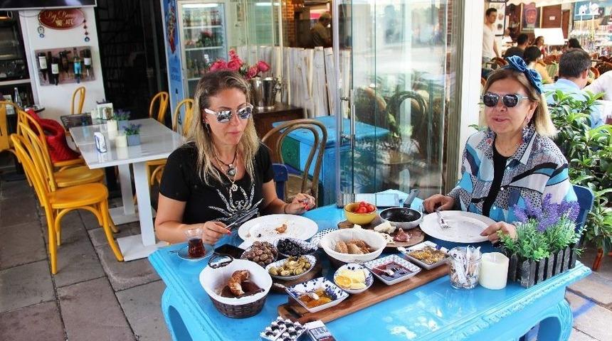 Şarkıcı Yeşilmen: "bütün Türkiye Benim Selülitlerimi Konuştu"