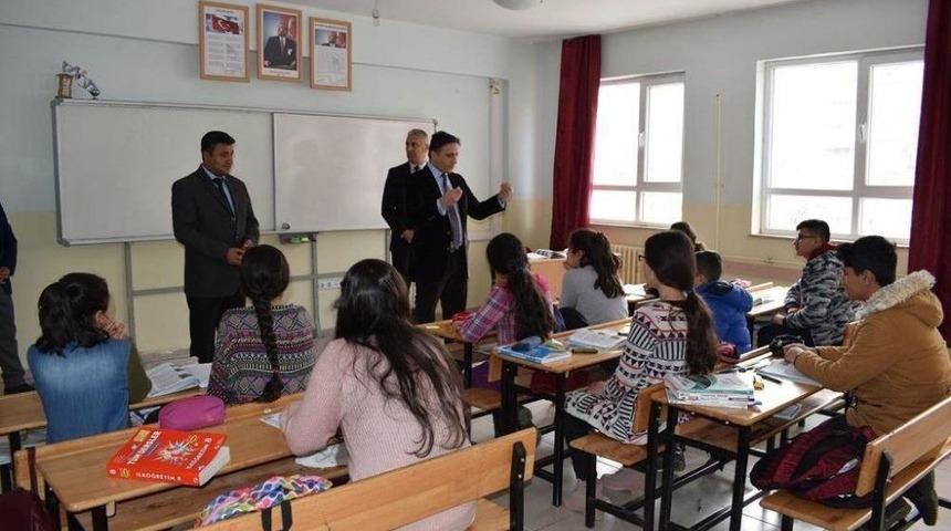 Mutki&rsquo;de &lsquo;okul G&uuml;venliği&rsquo; Toplantısı