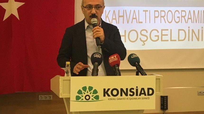 Bakan Elvan: "t&uuml;rkiye Dururken Ter&ouml;ristlerle İşbirliğini Tercih Ettiler"