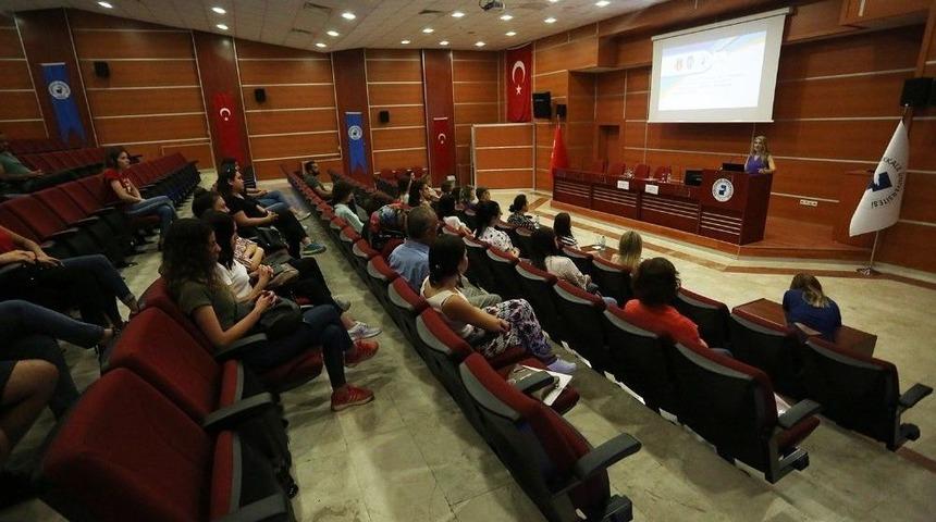 Paü’de Kadına Yönelik Şiddetle Mücadele Eğitimi Verildi