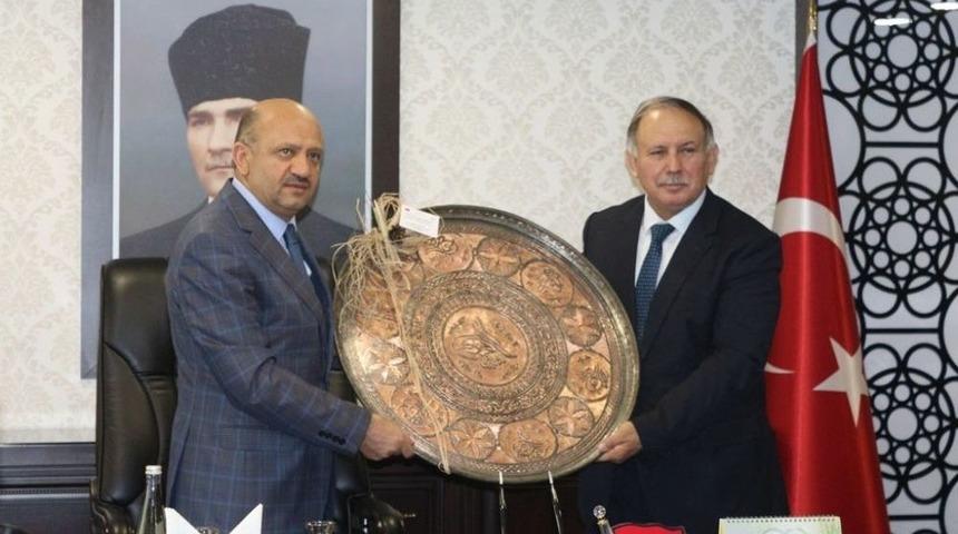 Başbakan Yardımcısı Fikri Işık Artvin’de