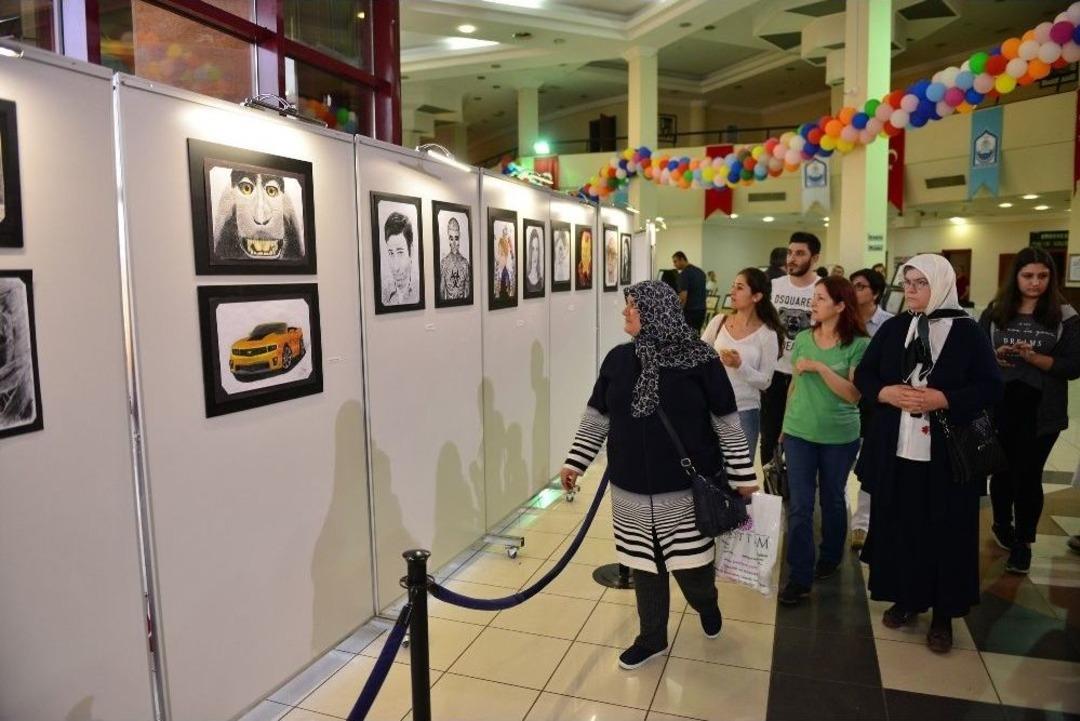 Sanat Dolu Gece Yıldırımlıları B&uuml;y&uuml;ledi