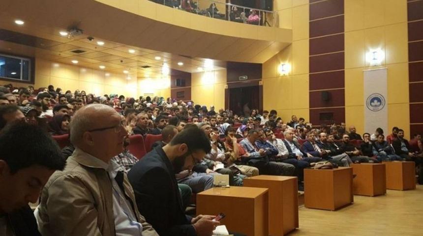 Kırklareli &Uuml;niversitesinde &ldquo;islam Temedd&uuml;n&uuml; Okuma &Uuml;zerine D&uuml;ş&uuml;nceler" Konferansı