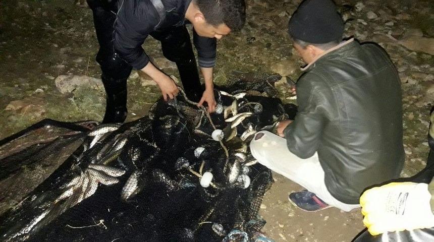 Van&rsquo;da 3 Bin 600 Kilogram Ka&ccedil;ak Avlanmış Balık Ele Ge&ccedil;irildi