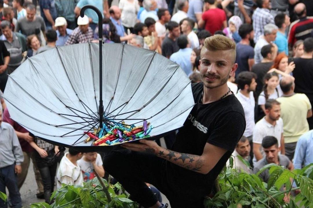 Eller 478. Kez Şifaya A&ccedil;ıldı