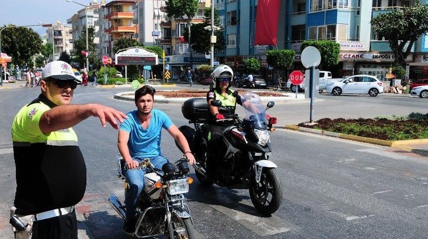 Alanya Polisinden Motosiklet Denetimi