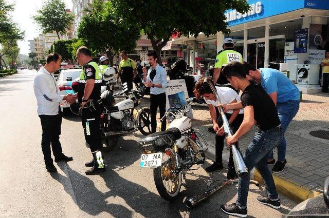 Alanya Polisinden Motosiklet Denetimi