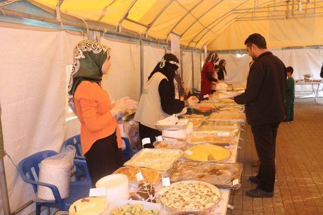 Adıyaman’da Yetim Çocuklar Yararına Kermes Düzenlendi