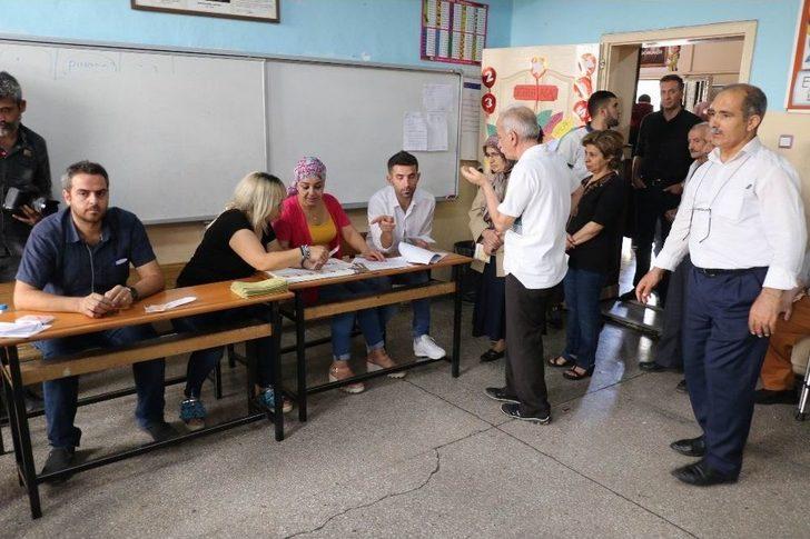 Diyarbakır’da Oy Verme İşlemi Başladı G3