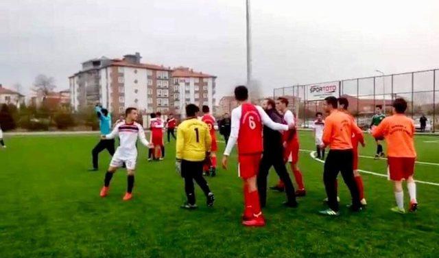 Çorum’da U-19 Maçında Kavga Çıktı