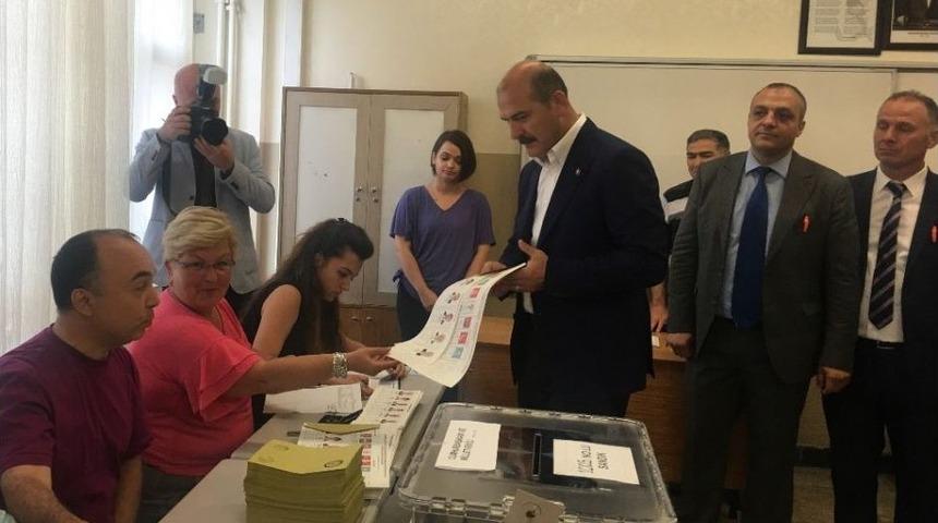 Bakan Soylu Oyunu Gaziosmanpaşa&rsquo;da Kullandı