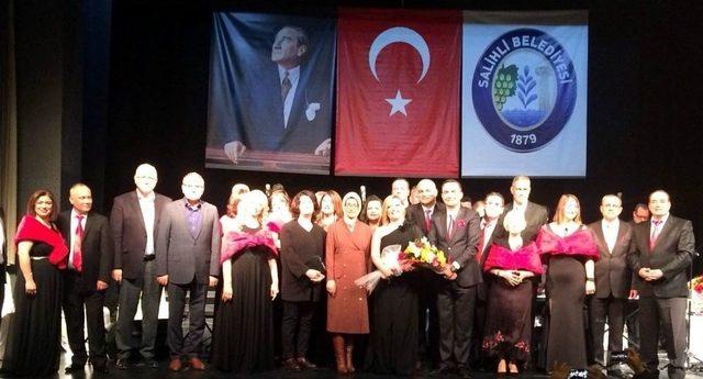 B&uuml;y&uuml;kşehir Konservatuarından Salihli&rsquo;de Sanat M&uuml;ziği Ziyafeti 1