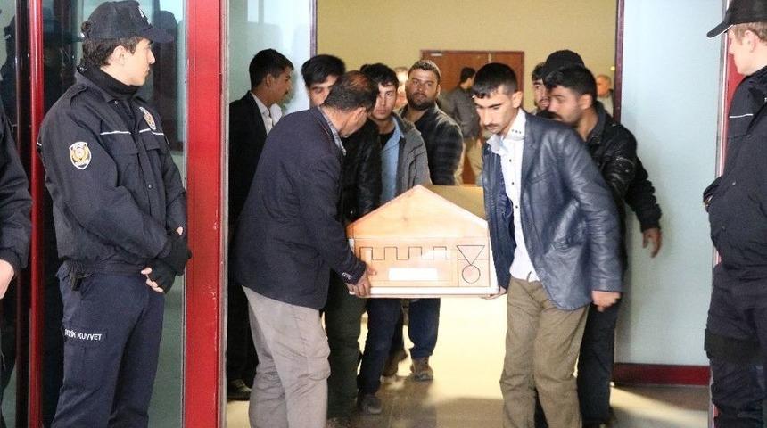 Kahramanmaraş&rsquo;taki Feci Kazada &Ouml;lenlerin Naaşı Gaziantep&rsquo;e G&ouml;nderildi