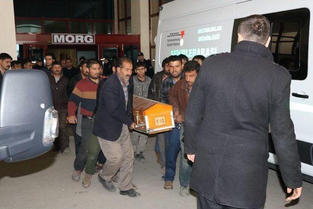 Kahramanmaraş’taki Feci Kazada Ölenlerin Naaşı Gaziantep’e Gönderildi 2