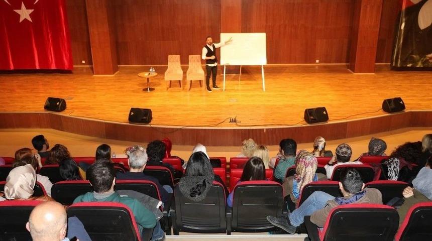 Diyarbakır&rsquo;da Liderlik Ve Y&ouml;netim Becerileri Semineri D&uuml;zenlendi