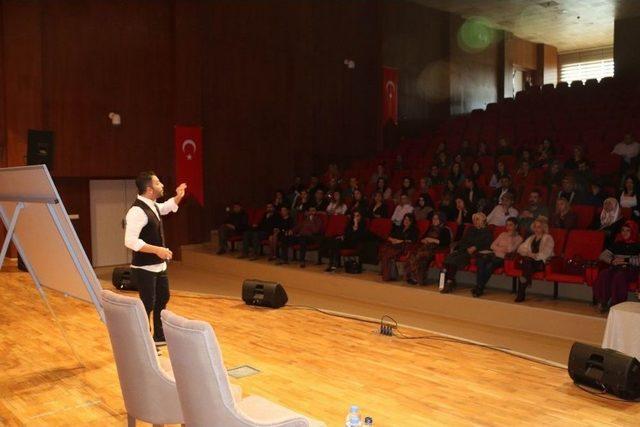 Diyarbakır’da Liderlik Ve Yönetim Becerileri Semineri Düzenlendi