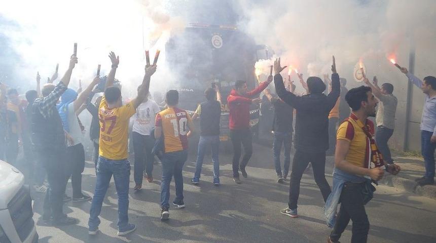 Galatasaray, T&uuml;rk Telekom Stadyumu&rsquo;nda Hareket Etti