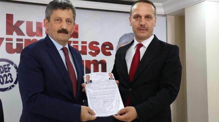 Sav, &ldquo;bir Şey Olmak İ&ccedil;in Değil, Bir Şey Yapmak İ&ccedil;in&rdquo; Sloganıyla Adaylığını A&ccedil;ıkladı