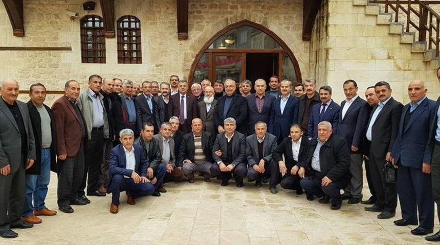 Ak Parti, Mahalle Başkanları Toplantısı D&uuml;zenledi