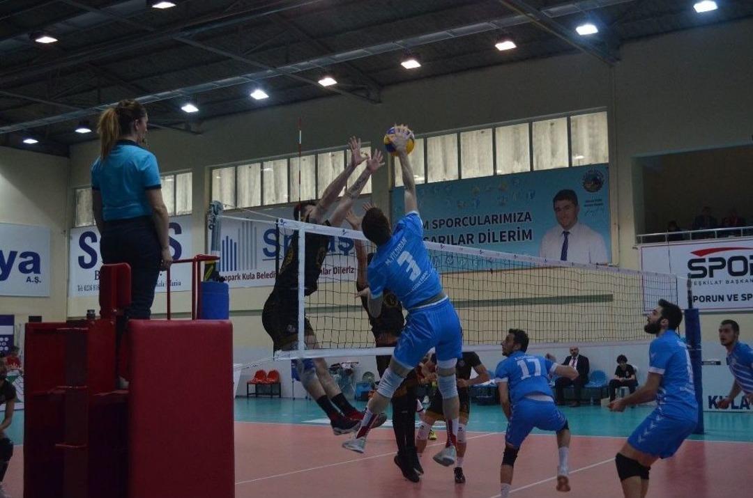 Efeler Ligi: Jeopark Kula Belediyespor: 3 - Tkd G&uuml;m&uuml;şhane Torul: 1