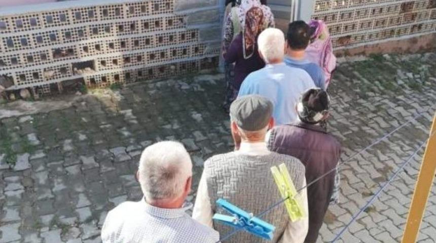 Bu Mahallede Se&ccedil;im 32 Dakika S&uuml;rd&uuml;