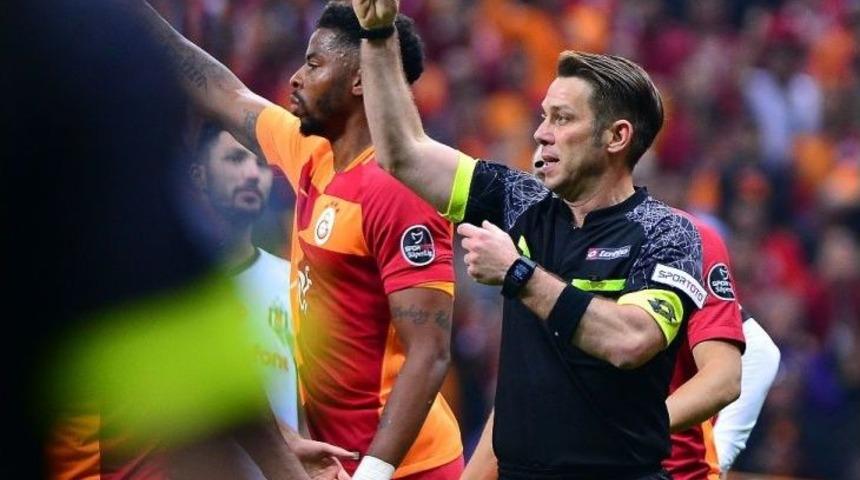 Beşiktaş Derbide Yine Kızardı