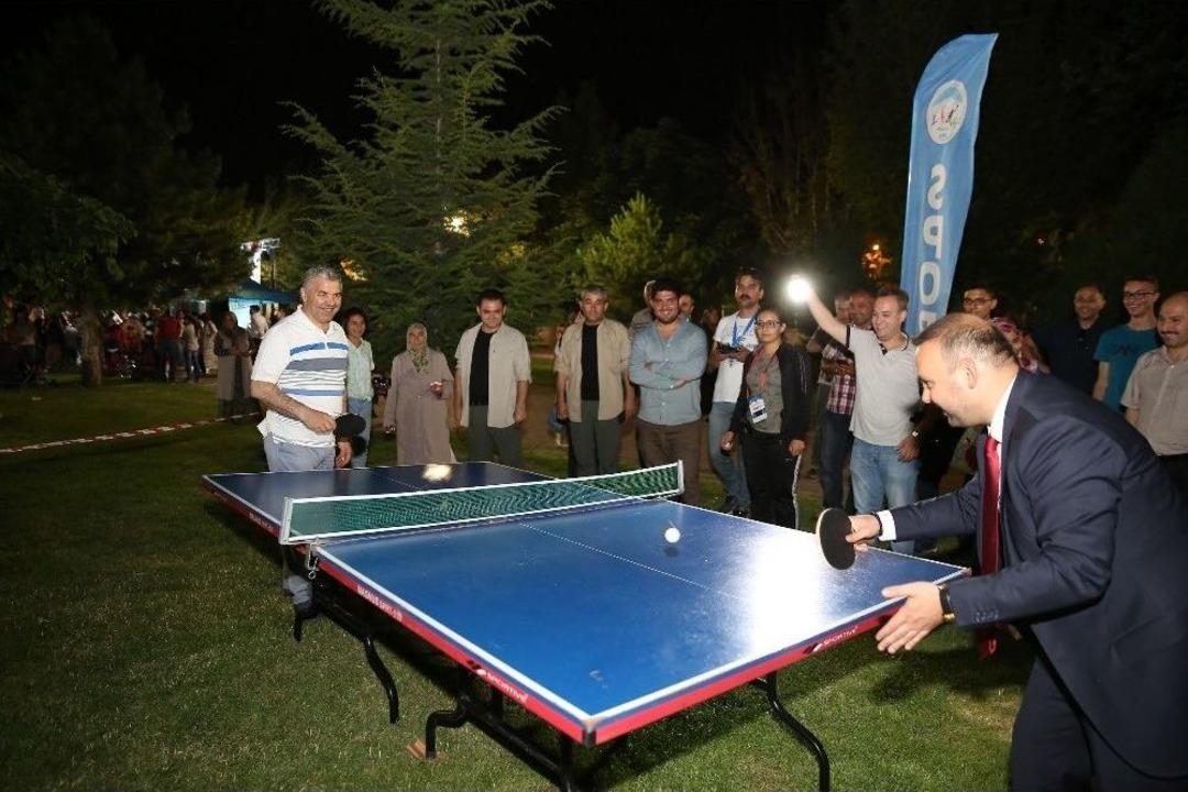 B&uuml;y&uuml;kşehir Mahalleleri Spor Merkezlerine D&ouml;n&uuml;şt&uuml;recek