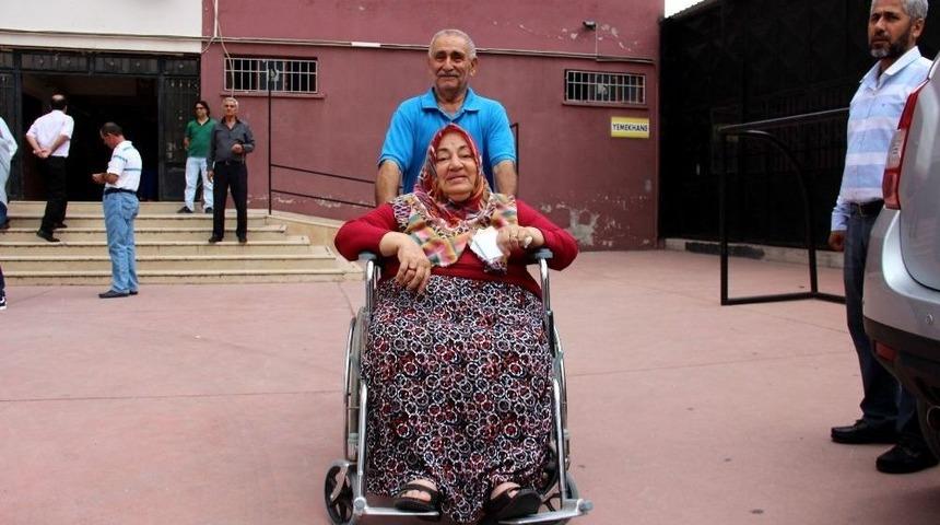 Oy Kullanmak İ&ccedil;in 500 Kilometre Yol Kat Etti