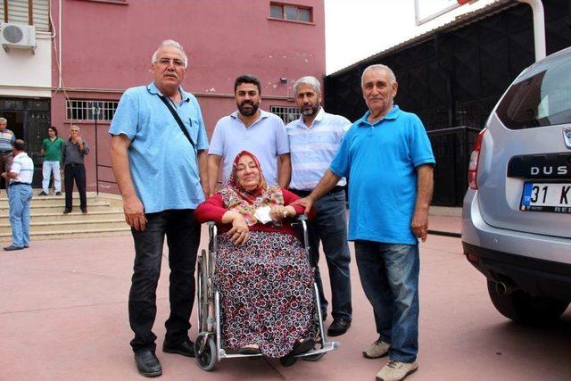 Oy Kullanmak İçin 500 Kilometre Yol Kat Etti