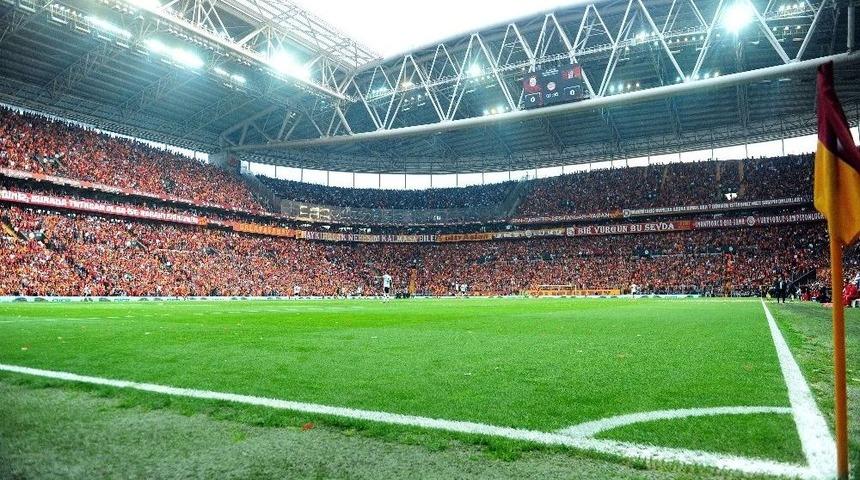 Dev Derbiyi 50 Bin 304 Kişi İzledi