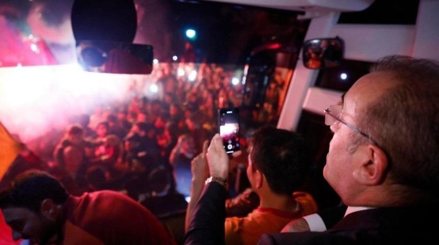 Galatasaray Şampiyon Gibi Karşılandı