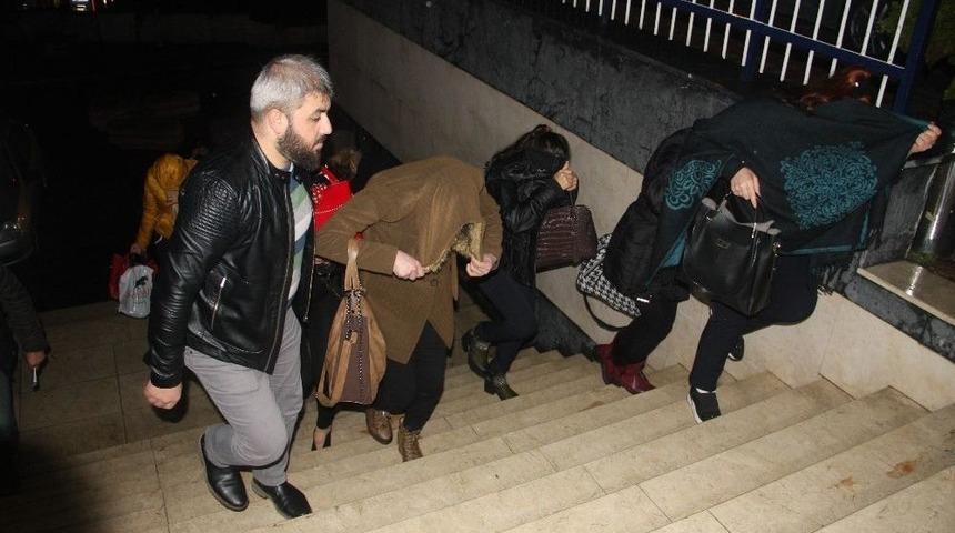 İstanbul&rsquo;da Fuhuş Operasyonu:&ccedil;ok Sayıda G&ouml;zaltı Var