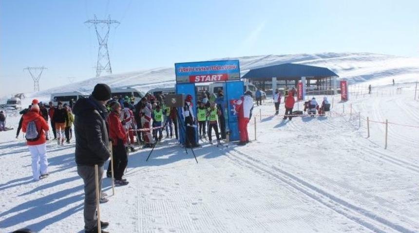 Ağrı&rsquo;da 250 &Ouml;ğrenci Kayaklı Koşu Ve Ayak Yarışmalarında Yarışacak
