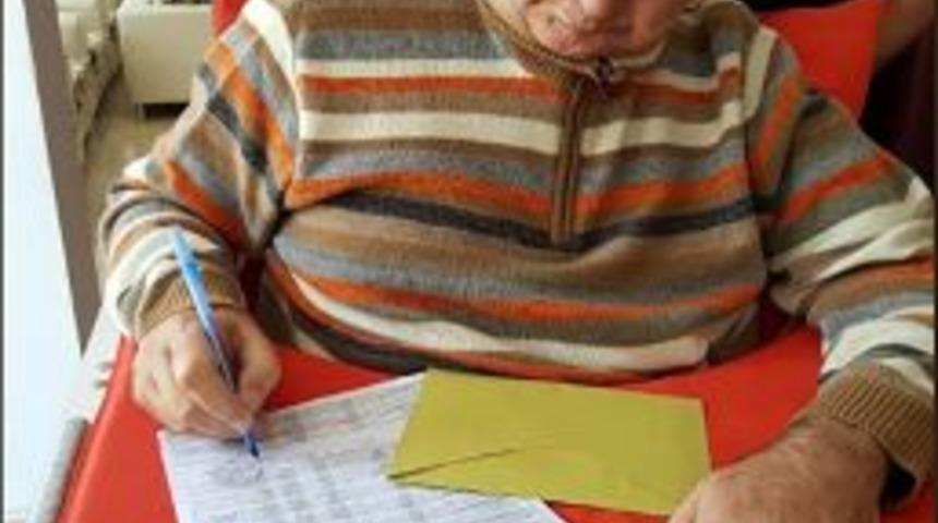 Deniz Baykal Oyunu Kullandı