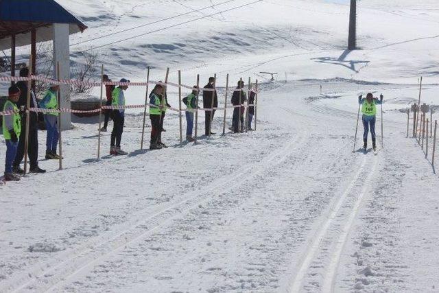 Ağrı’da 250 Öğrenci Kayaklı Koşu Ve Ayak Yarışmalarında Yarışacak